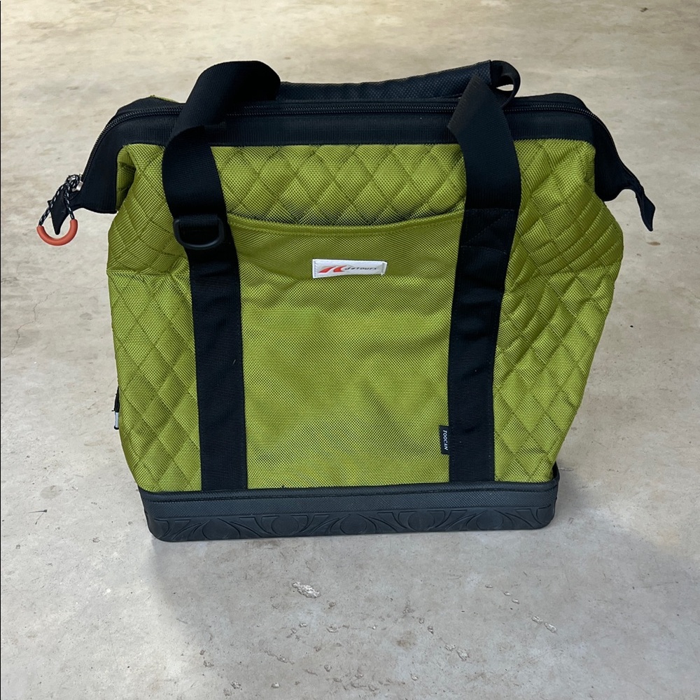 New Green Quilted Detours Toocan Tote Bag